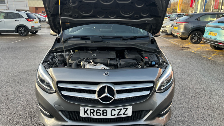 Mercedes-Benz B-Class B180 Exclusive Edition 5dr Petrol Hatchback